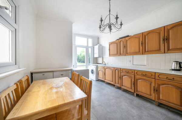 Mill Park Avenue, Hornchurch, RM12 6HA