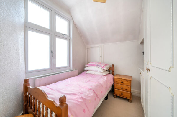 Mill Park Avenue, Hornchurch, RM12 6HA