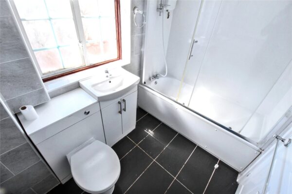 Heaton Avenue, Romford, RM3 7HL