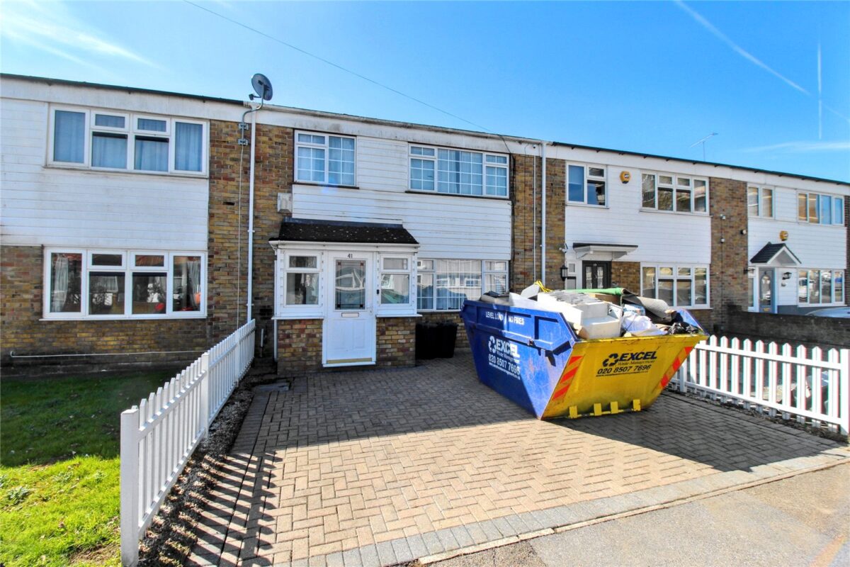 Heaton Avenue, Romford, RM3 7HL