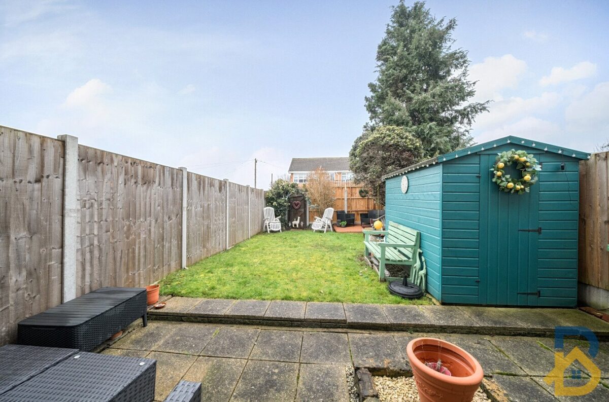 Tangmere Crescent, Hornchurch, RM12