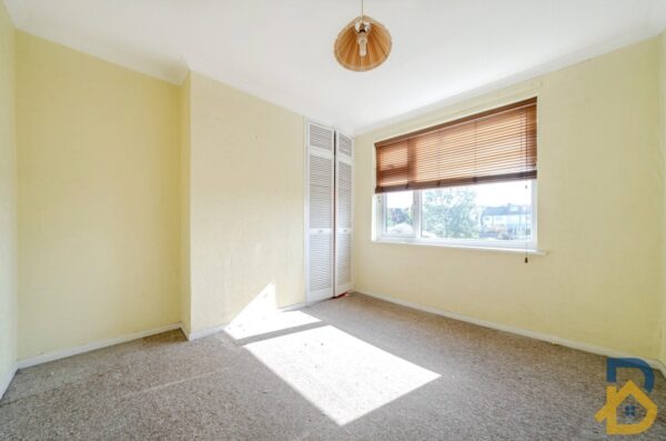 Primrose Glen, Hornchurch, RM11 2NL