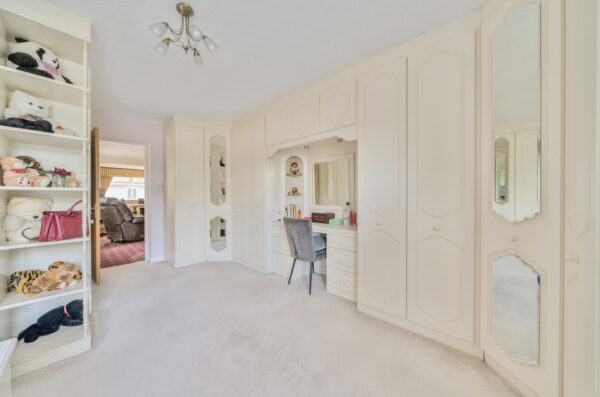 Cranham Road, Hornchurch, RM11 2AD