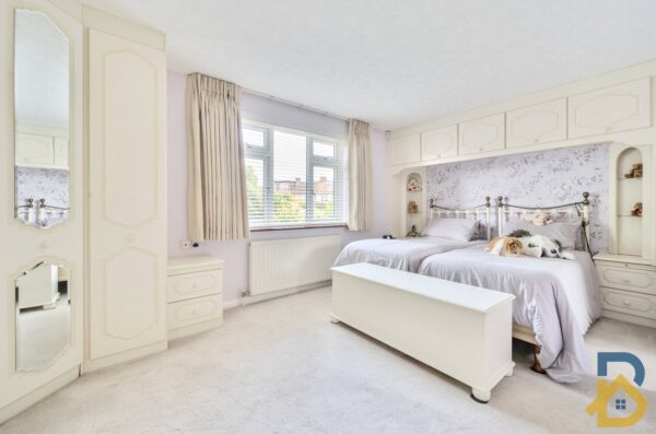 Cranham Road, Hornchurch, RM11 2AD