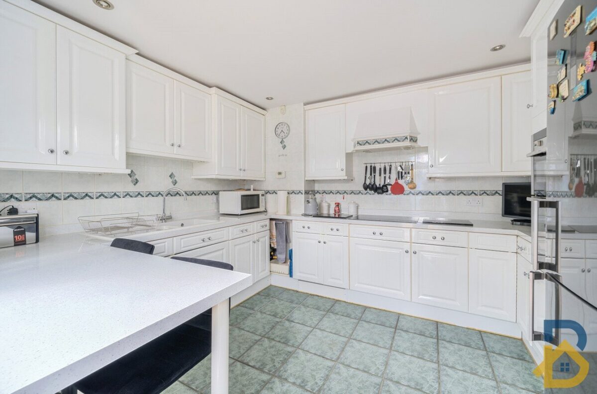 Cranham Road, Hornchurch, RM11 2AD