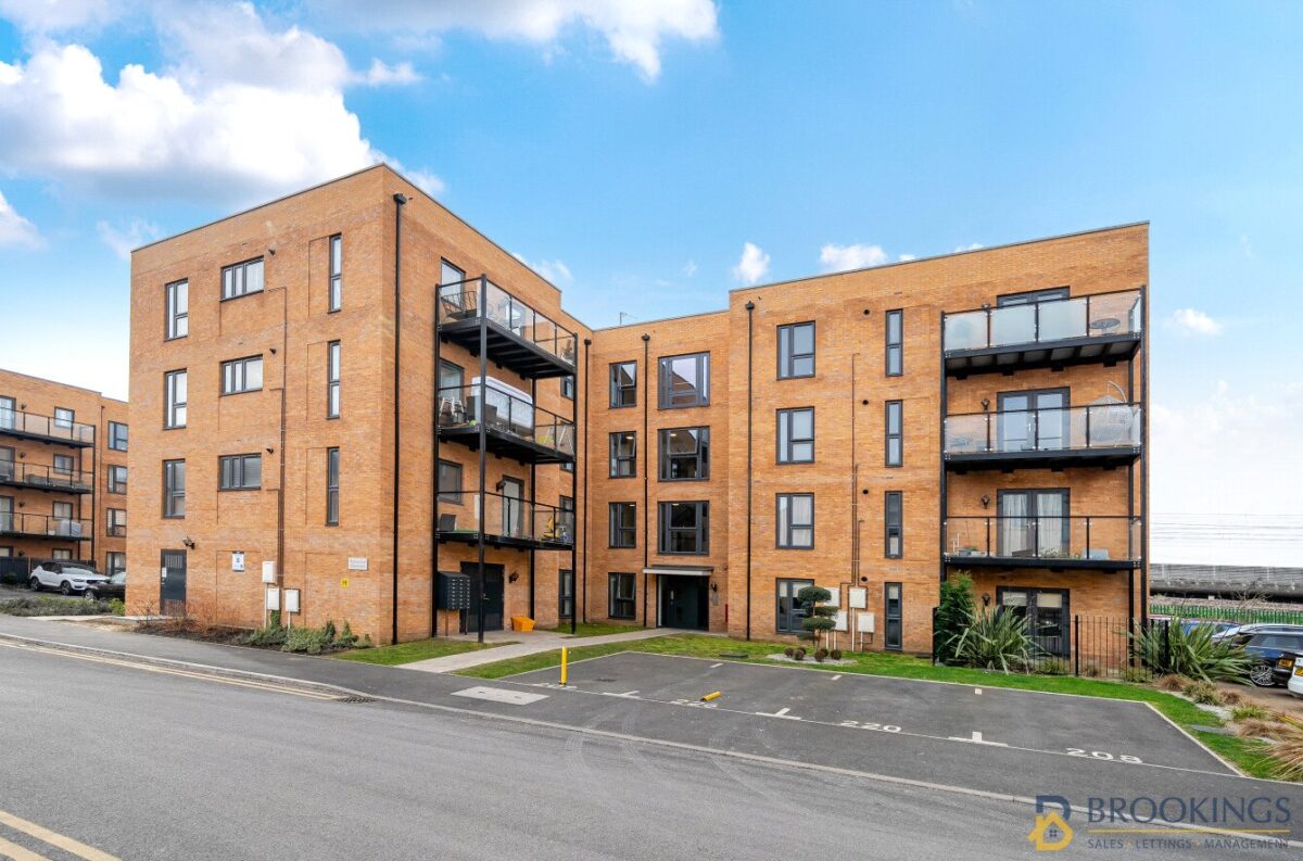 Heriot Road, Rainham, RM13 8QQ