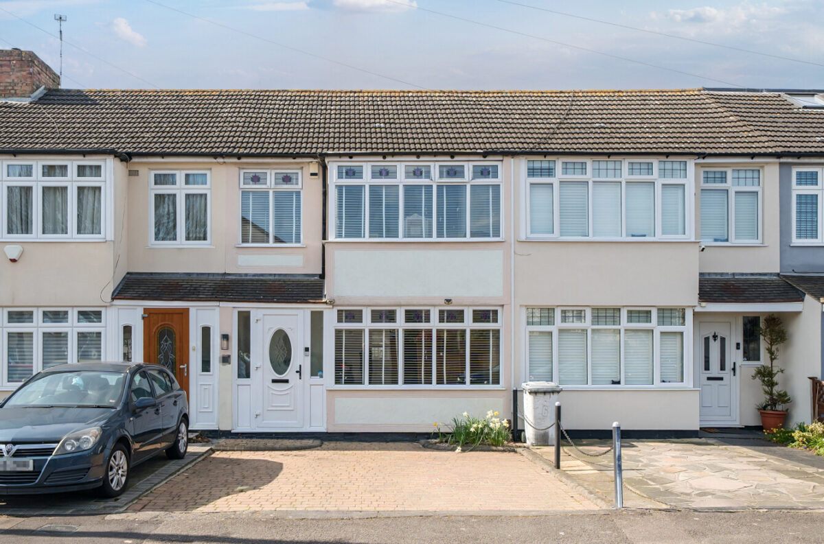Birch Crescent, Hornchurch, RM11 2NW