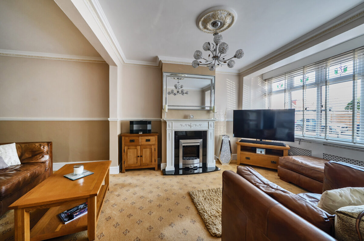 Birch Crescent, Hornchurch, RM11 2NW