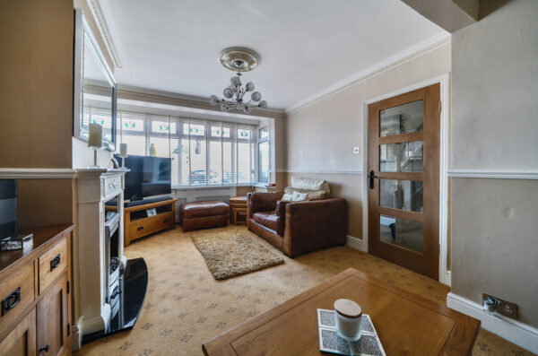 Birch Crescent, Hornchurch, RM11 2NW