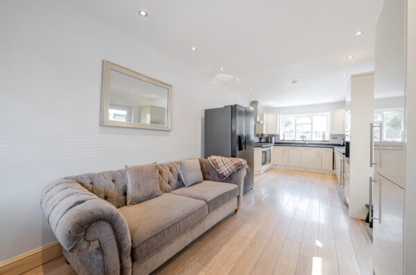 Cranham Gardens, Upminster, RM14 1JQ