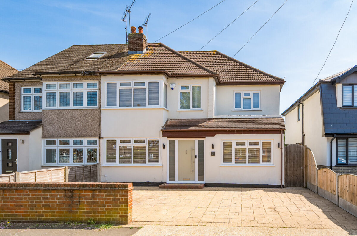 Cranham Gardens, Upminster, RM14 1JQ