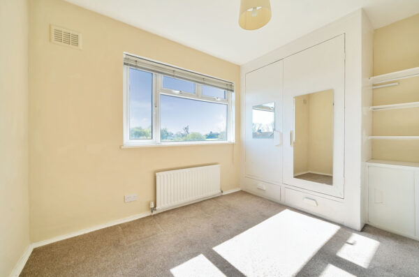 Avon Road, Upminster, RM14 1RF
