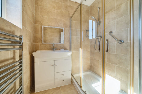 Avon Road, Upminster, RM14 1RF