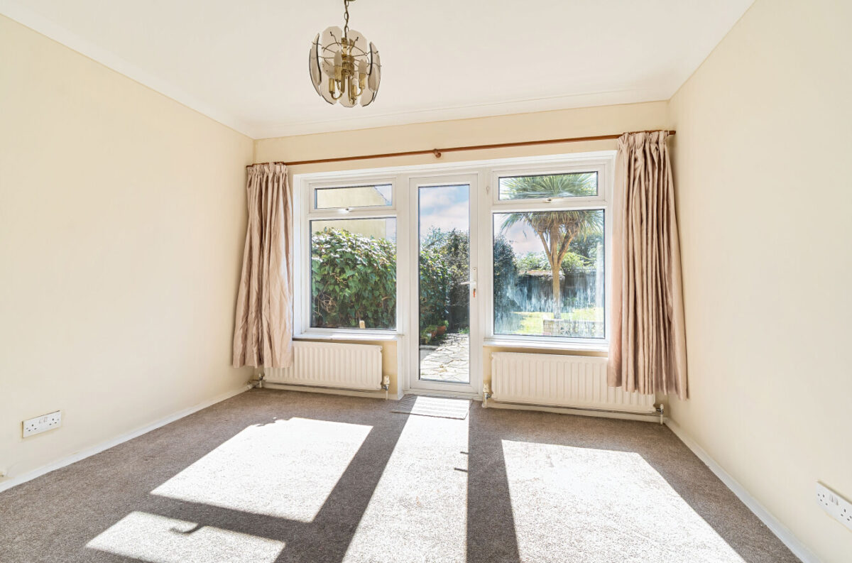 Avon Road, Upminster, RM14 1RF