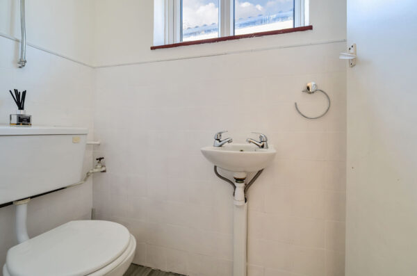 Avon Road, Upminster, RM14 1RF