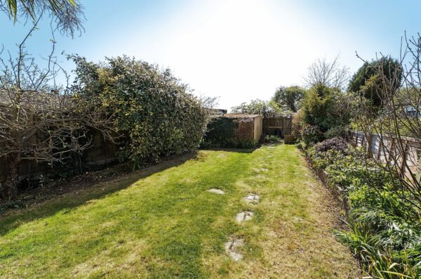 Avon Road, Upminster, RM14 1RF