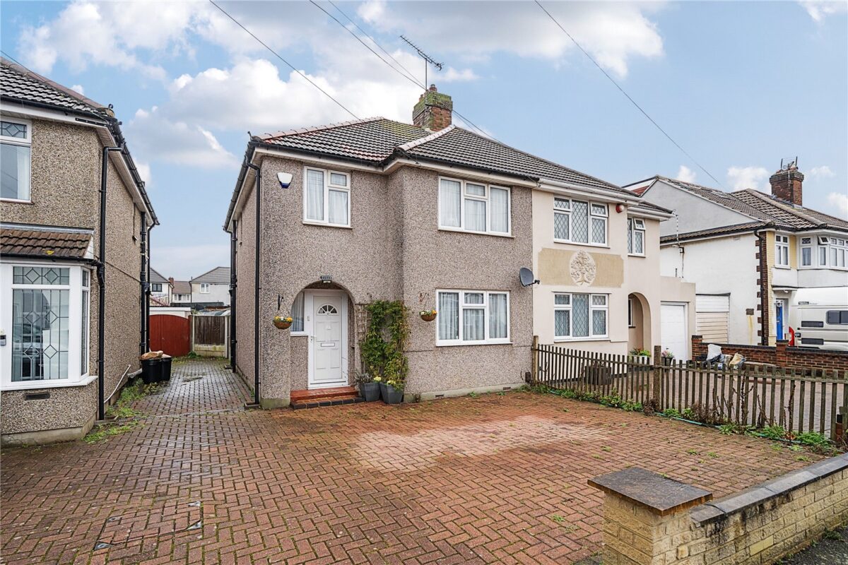 Windermere Avenue, Hornchurch, RM12 5EP