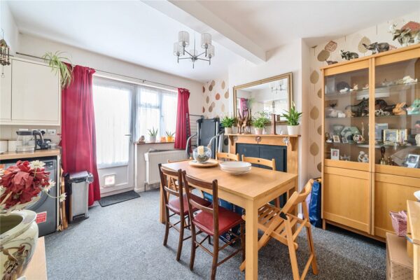 Windermere Avenue, Hornchurch, RM12 5EP