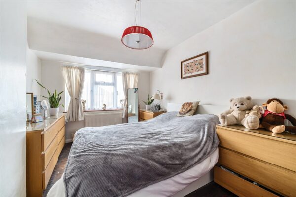 Windermere Avenue, Hornchurch, RM12 5EP