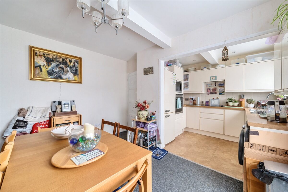 Windermere Avenue, Hornchurch, RM12 5EP