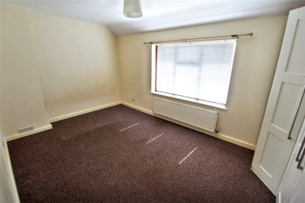 Ilchester Road, Dagenham, RM8 2YX