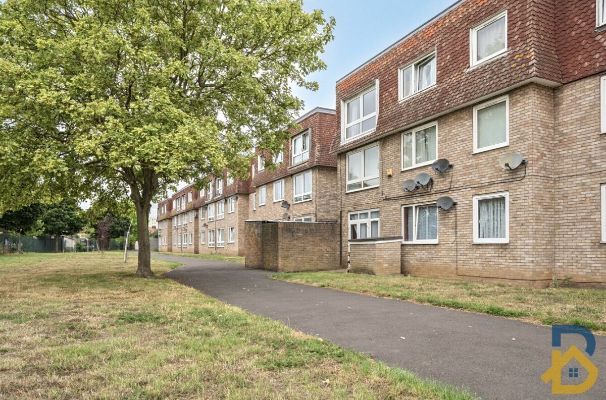Salisbury Road, Dagenham, RM10 8TT
