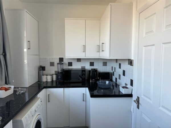 Trowbridge Road, Romford, RM3 8AG