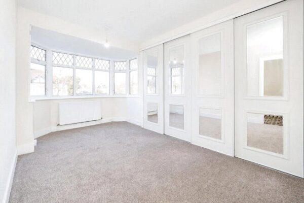 Carlton Road, Romford, RM2 5BB