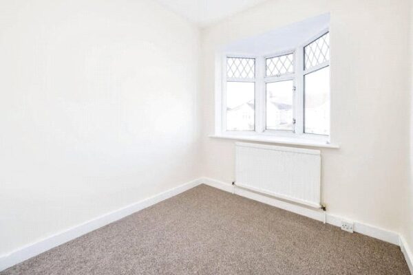 Carlton Road, Romford, RM2 5BB