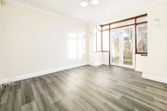 Carlton Road, Romford, RM2 5BB