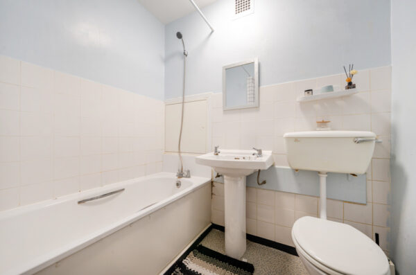 Victoria Road, Victoria Point Victoria Road, E13