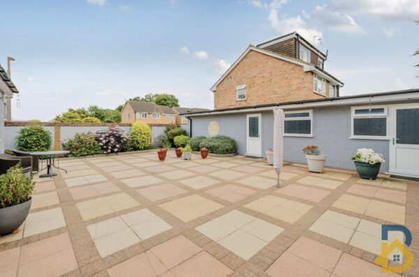 Cranham Road, Hornchurch, RM11