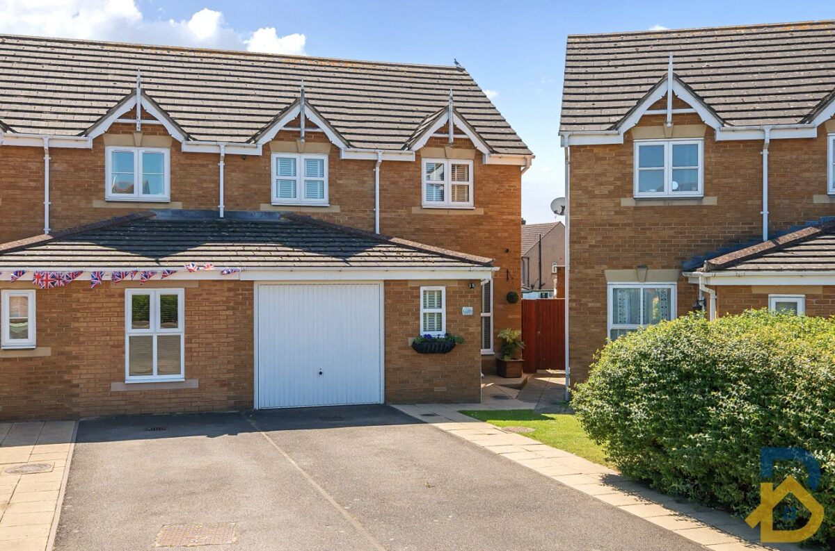 Collingwood Road, Rainham, RM13