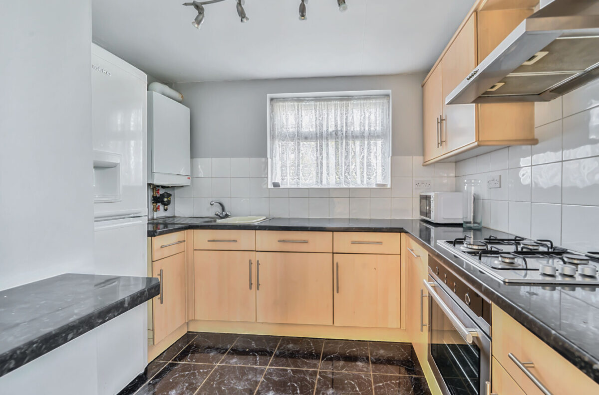 Squirrels Heath Lane, Hornchurch, RM11 2DX