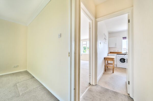 Hurstwood Avenue, Pilgrims Hatch, Brentwood, Essex, CM15 9HT