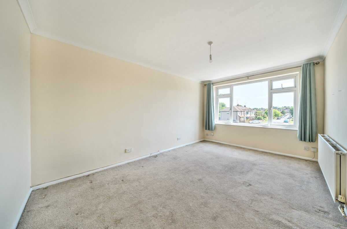 Hurstwood Avenue, Pilgrims Hatch, Brentwood, Essex, CM15 9HT