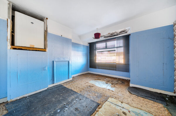 Laburnum Avenue, Hornchurch, RM12 4HA