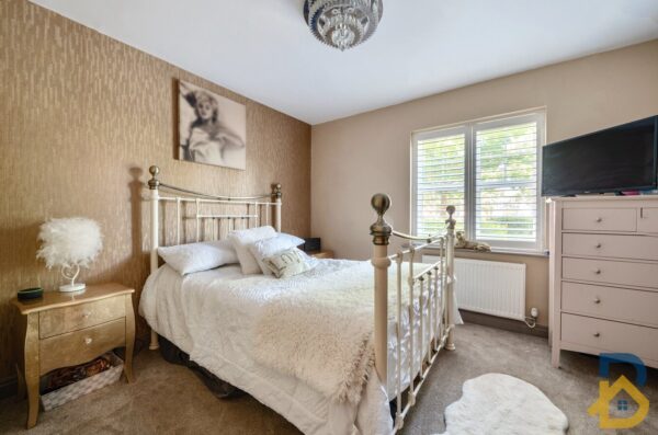 Academy Fields Road, Romford, RM2 5UG