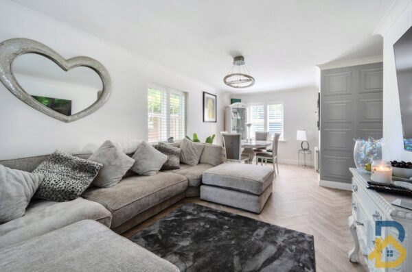 Academy Fields Road, Romford, RM2 5UG