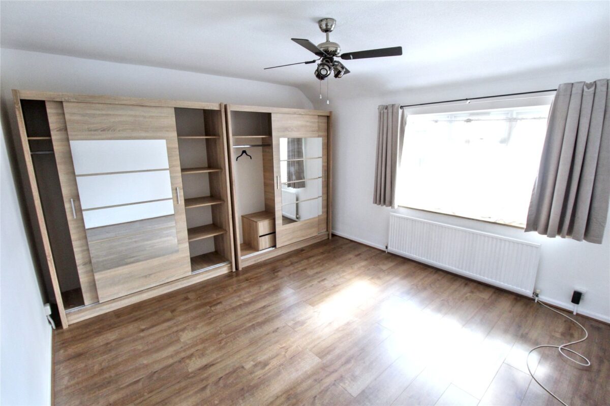 Cartwright Road, Dagenham, RM9 6HX