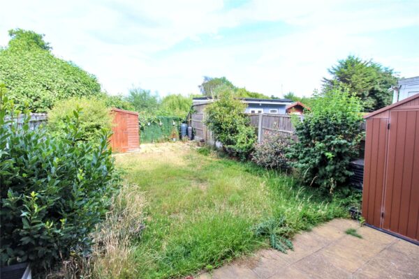 Cartwright Road, Dagenham, RM9 6HX