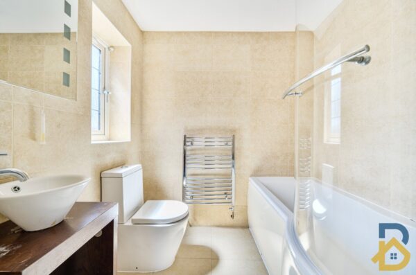 Nelmes Way, Hornchurch, RM11 2QY