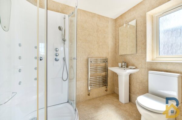 Nelmes Way, Hornchurch, RM11 2QY