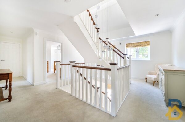 Nelmes Way, Hornchurch, RM11 2QY