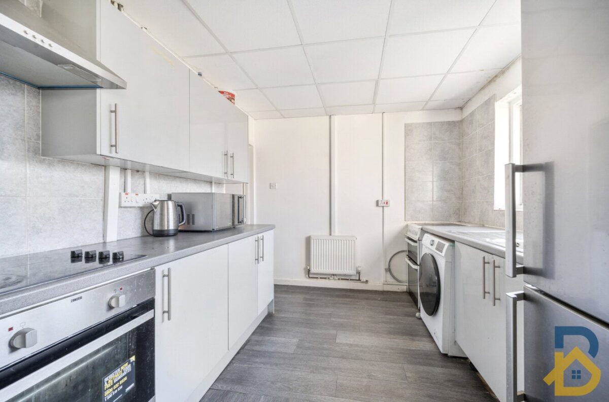 Frederick Road, Rainham, RM13 8NS
