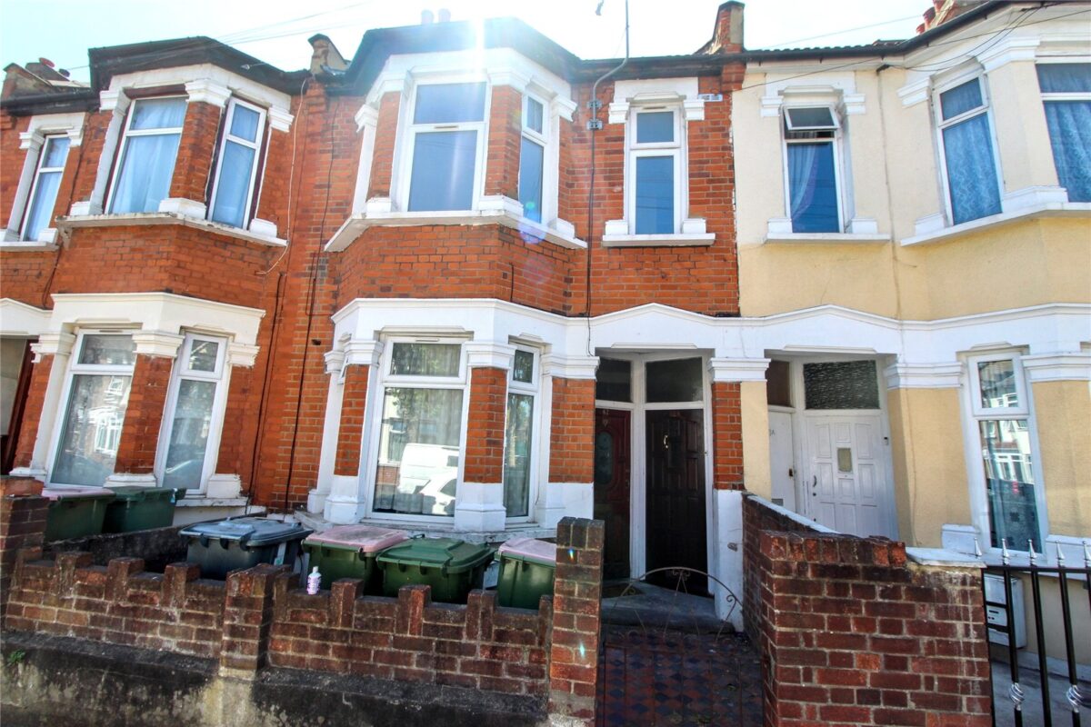 Clements Road, London, E6 2DF