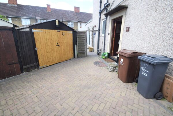 Manor Square, Dagenham, RM8 3SA
