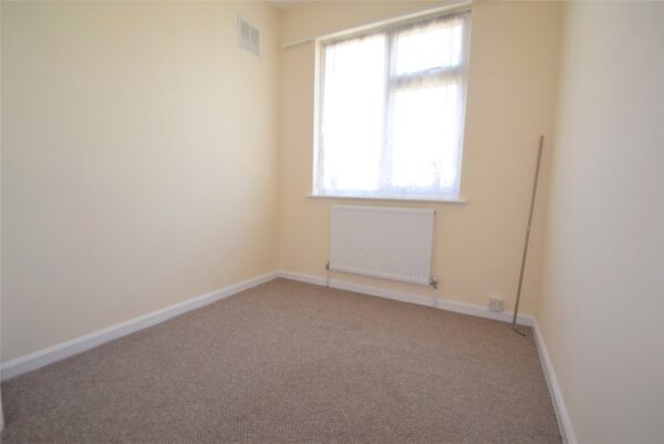 Manor Square, Dagenham, RM8 3SA