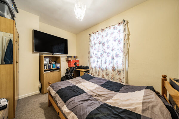 Manor Square, Dagenham, RM8 3SA