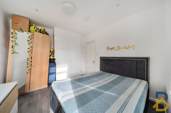 New Road, Dagenham, RM10 9LU